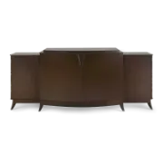 صورة خزانة أنيقة