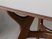 Classic Table